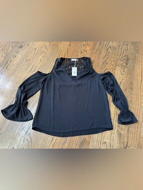 Ramy Brook Abigail Black Lace Bell Sleeve Blouse NWT Size M Statement Top